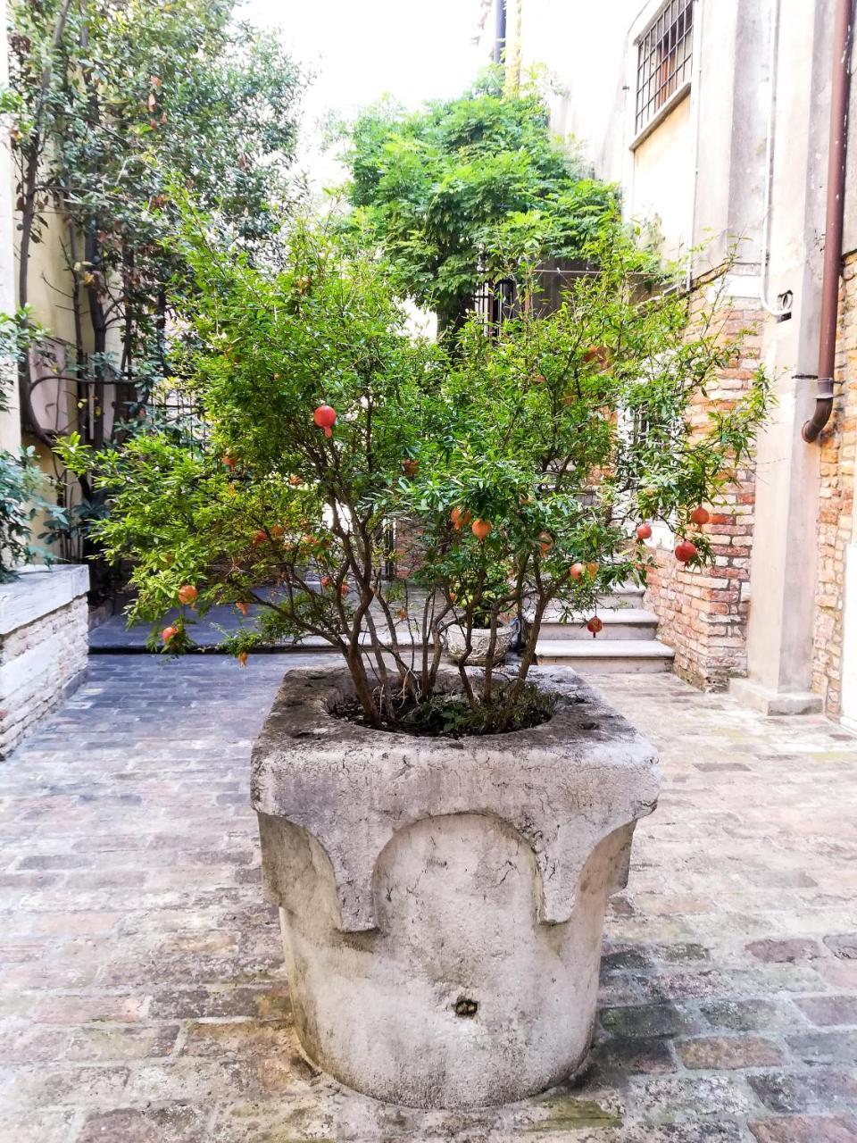 Appartamento Corte Bragadin Veneza Exterior foto